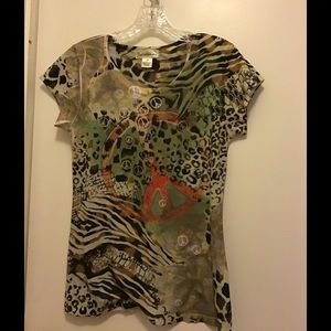 Multi patterned short sleeve top